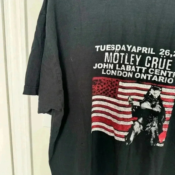 Motley crue 2005 y2k tour band tee XXL - Picture 6 of 6